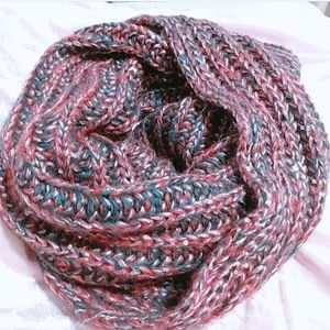 Multicolor infinity scarf